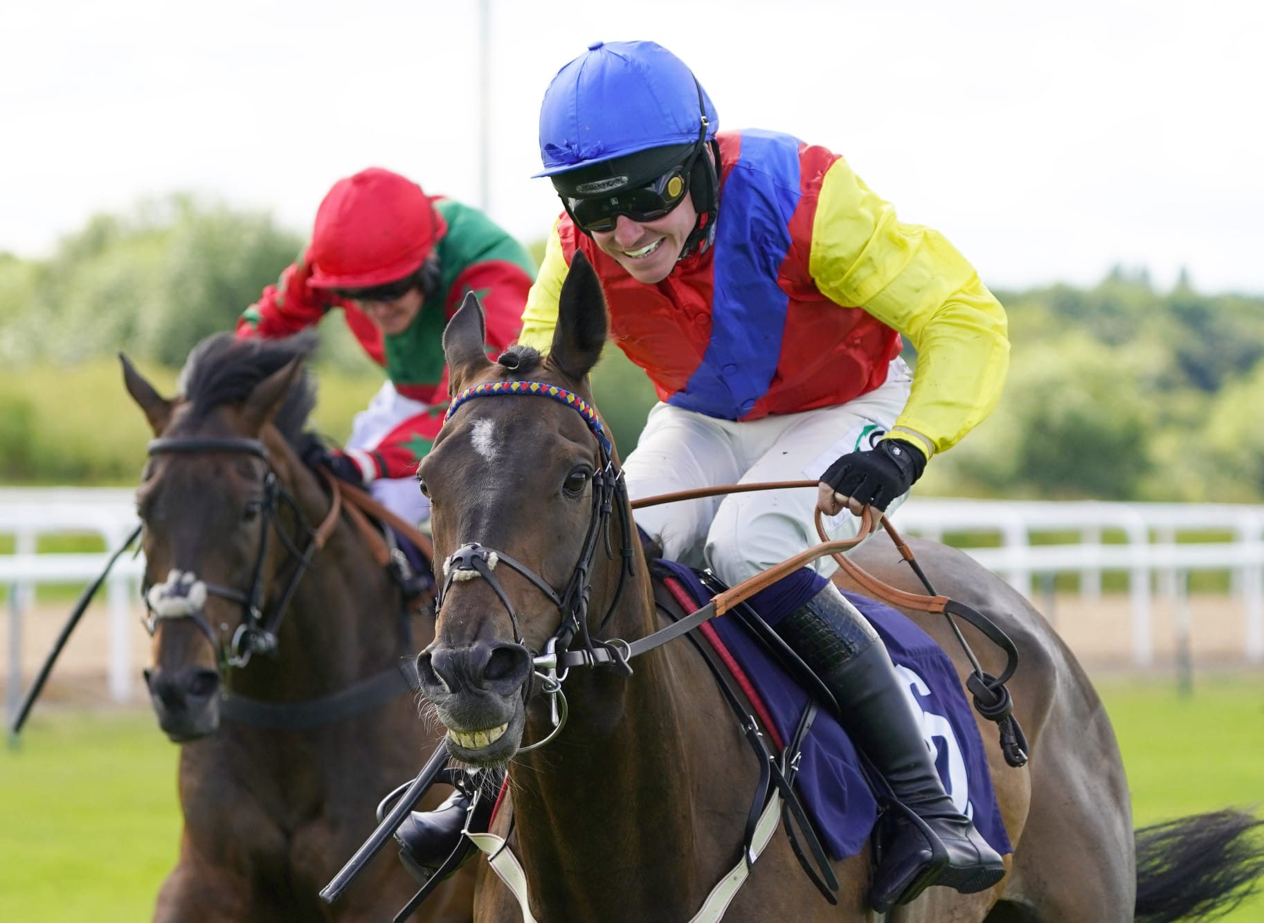 EZ Tiger win at Southwell with Bryan Carver