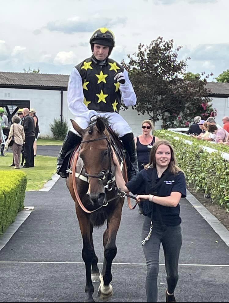 Pollypockett, Harry Bannister and Molly on the way to the winners enclosure at Market Rasen